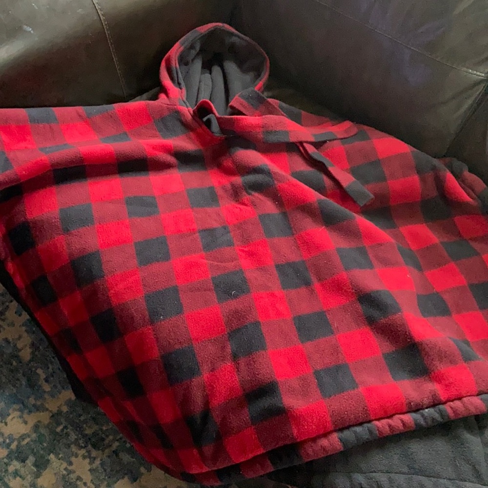 Plaid seat belt pullover extra thick fleece double lined OS up to size 10
